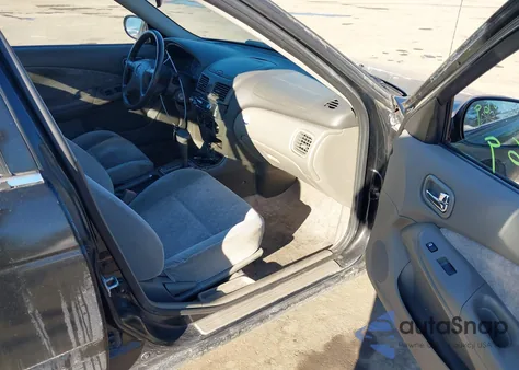 2002 Nissan Sentra Gxe z USA, uszkodzony, nr VIN 3N1CB51D42L681861